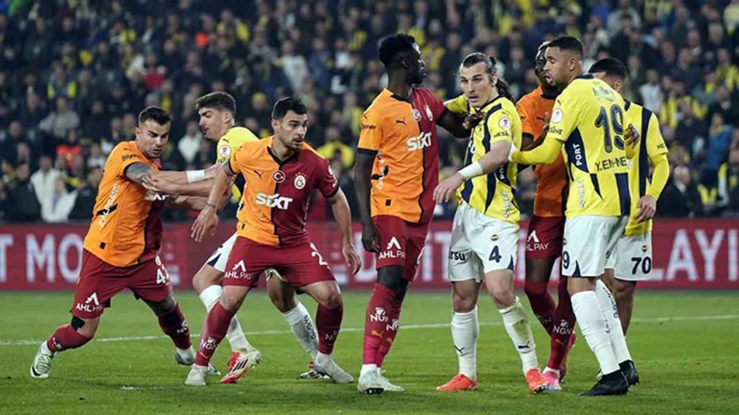 Derbinin hakemi belli oldu! Fenerbahçe - Galatasaray maçı ne zaman, saat kaçta ve hangi kanalda? 5